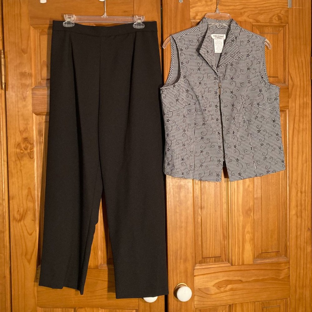 NWOT Vintage Miss Dorby Career Sleeveless Top and Pant Set 14P